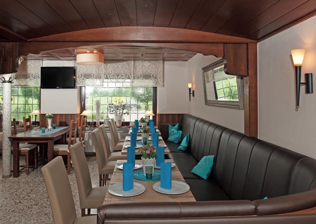 Hotel Restaurant Zum Heidekrug Bersenbrück Esterno foto